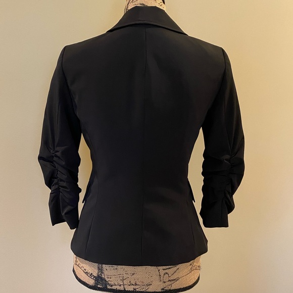 Elizabeth and James Blazer Ruched Sleeves - Picture 4 of 4